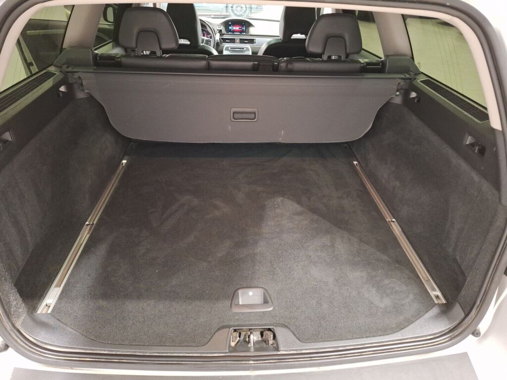 Volvo V70 2016 Hopea