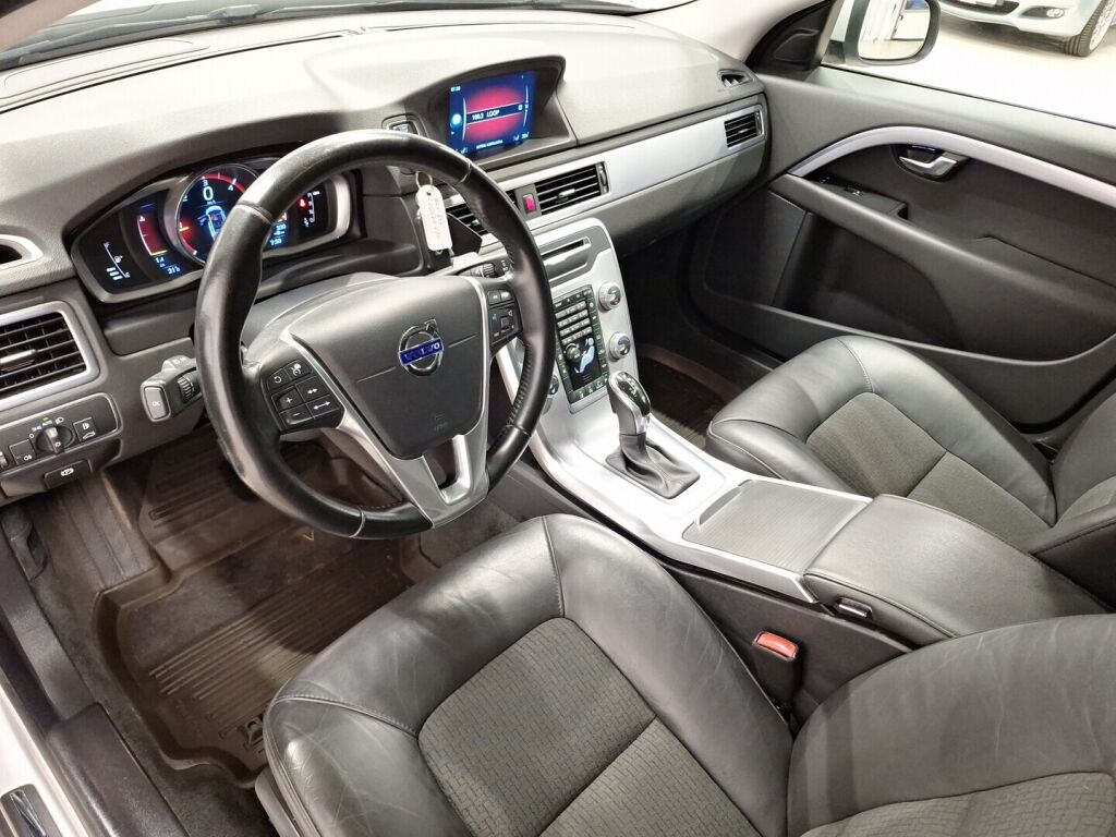 Volvo V70 2016 Hopea