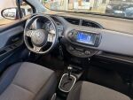 Toyota Yaris 2016 Punainen