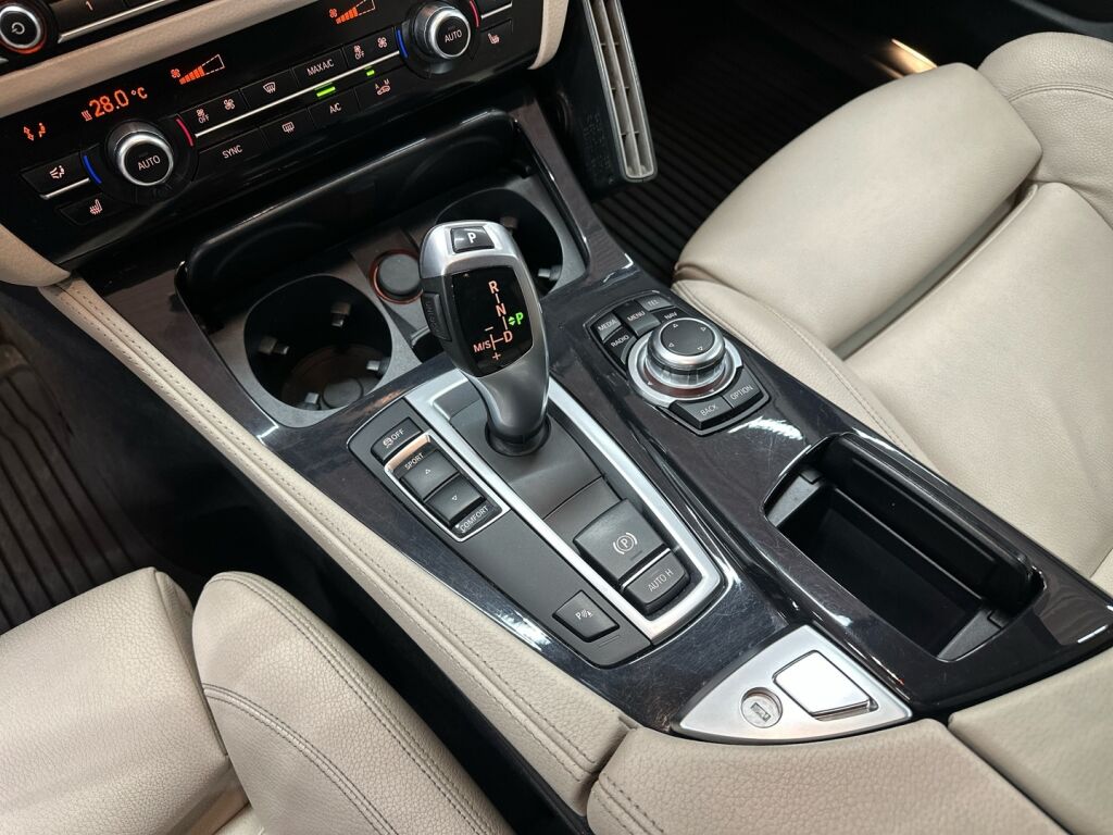 BMW 518 2017 Valkoinen