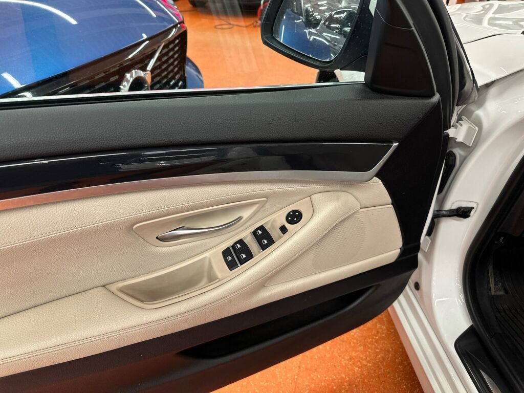 BMW 518 2017 Valkoinen