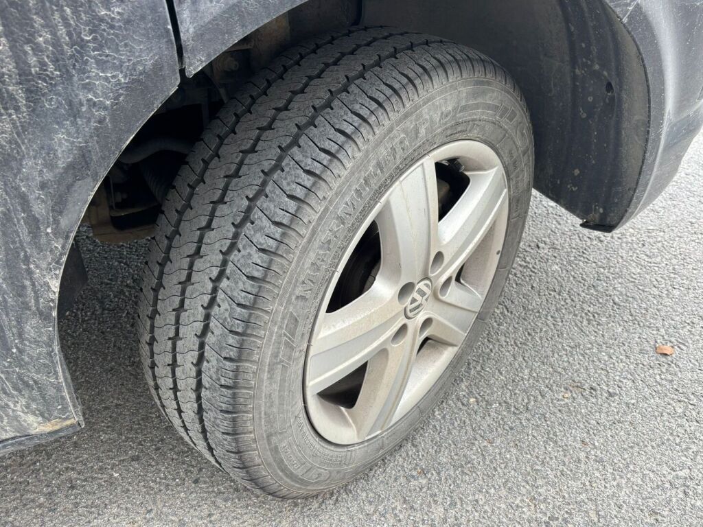 Volkswagen Transporter 2017 Musta