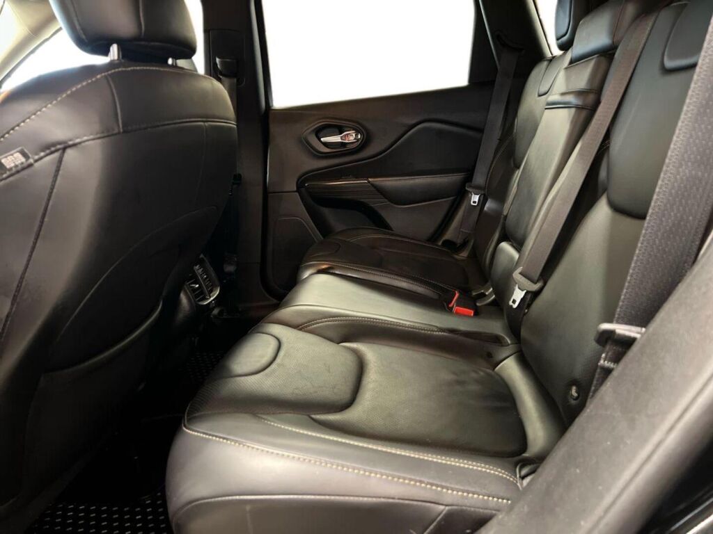 Jeep Cherokee 2017 Musta