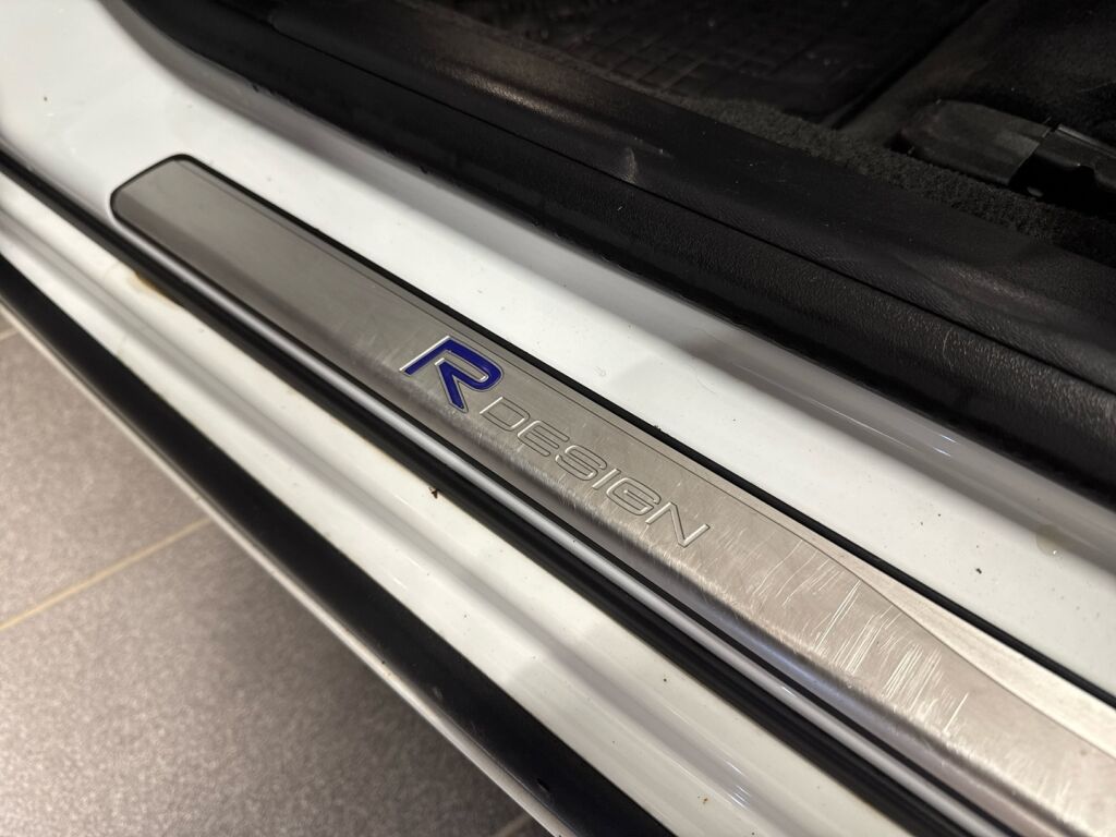 Volvo V60 2016 Valkoinen