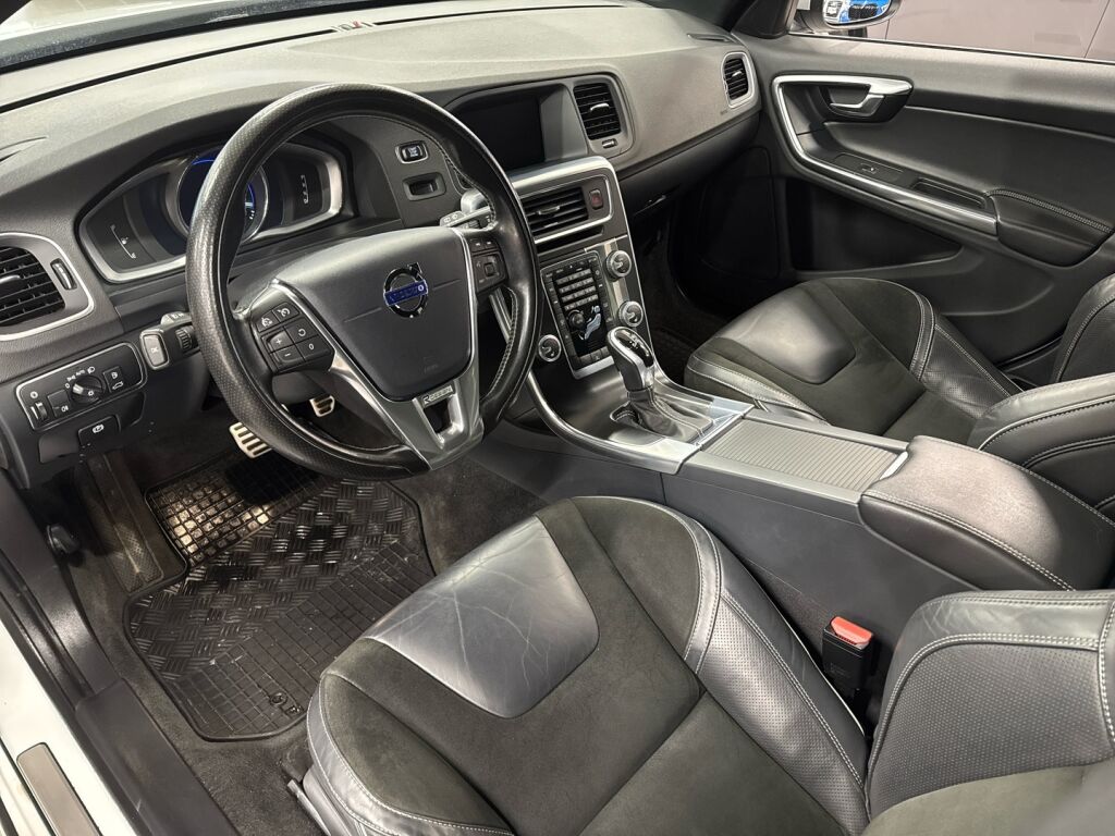 Volvo V60 2016 Valkoinen