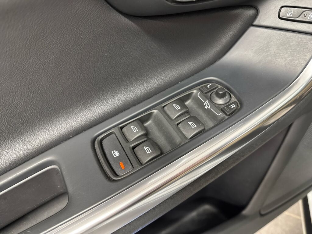 Volvo V60 2016 Valkoinen