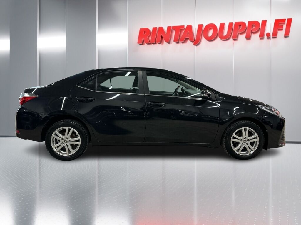Toyota Corolla 2016 Musta