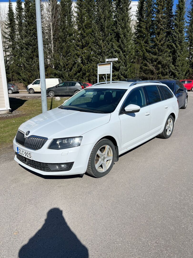 Skoda Octavia 2016 Valkoinen