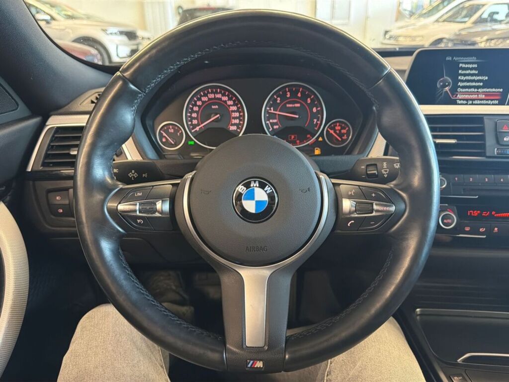 BMW 320 Gran Turismo 2017 Musta