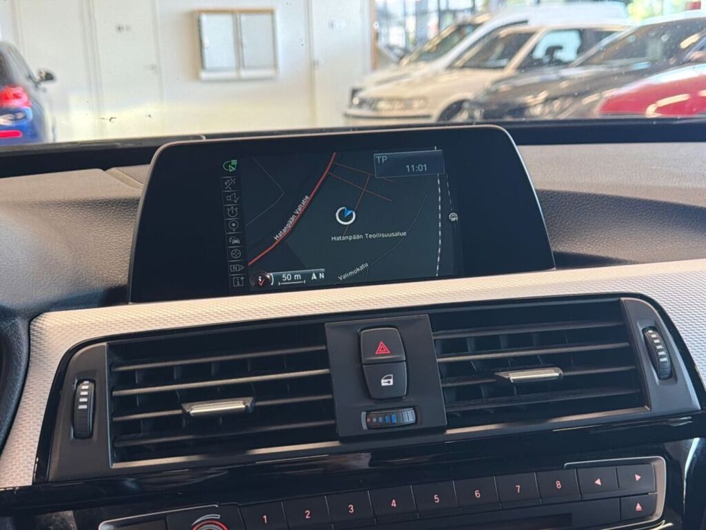 BMW 320 Gran Turismo 2017 Musta