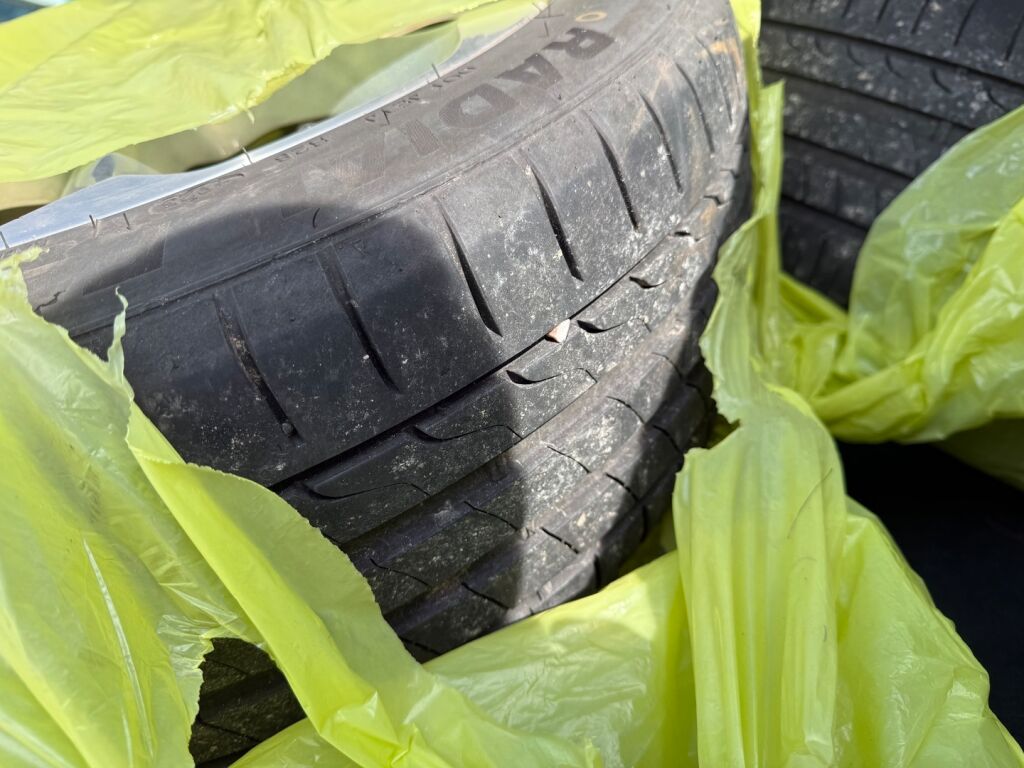 Volvo V60 2012 Sininen