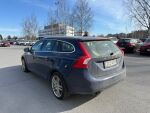 Volvo V60 2012 Sininen