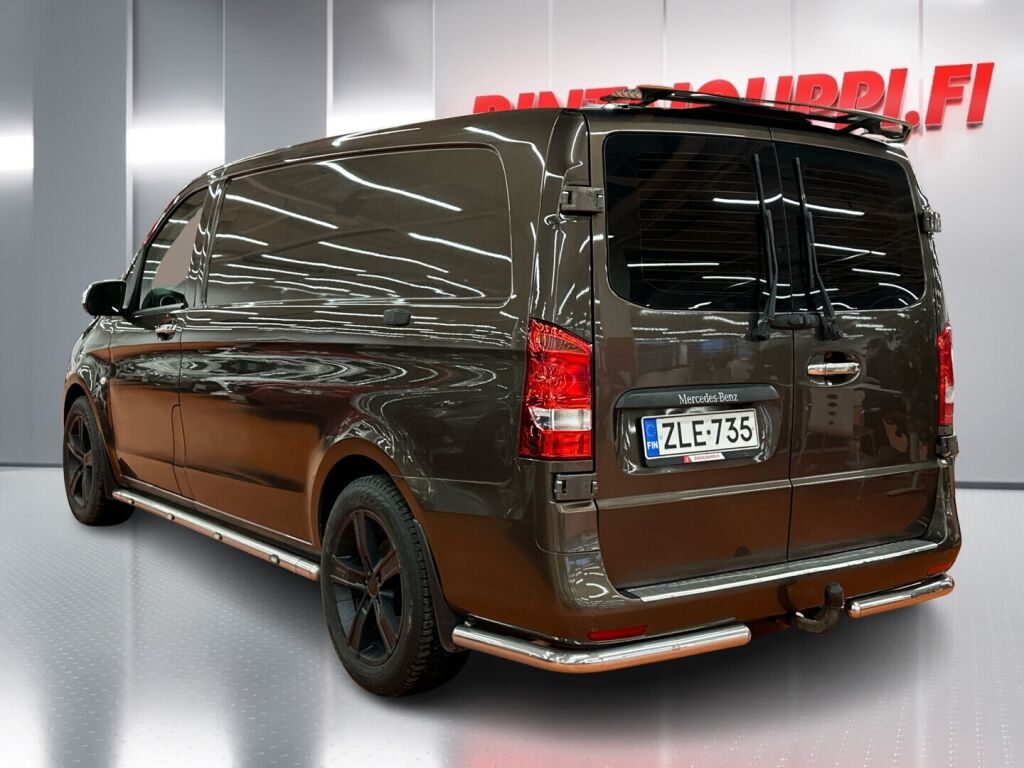 Mercedes-Benz Vito 2017 Ruskea (beige)