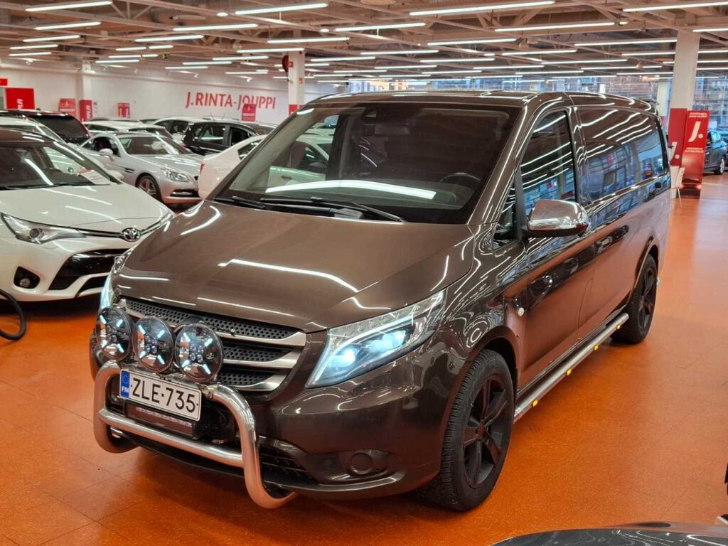 Mercedes-Benz Vito 2017 Ruskea (beige)