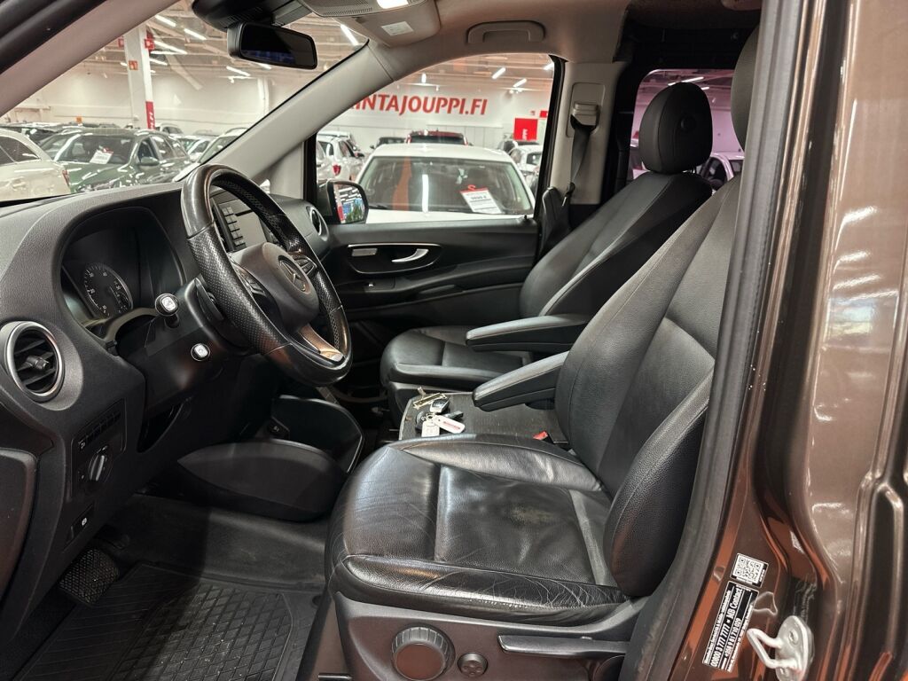Mercedes-Benz Vito 2017 Ruskea (beige)