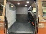 Mercedes-Benz Vito 2017 Ruskea (beige)