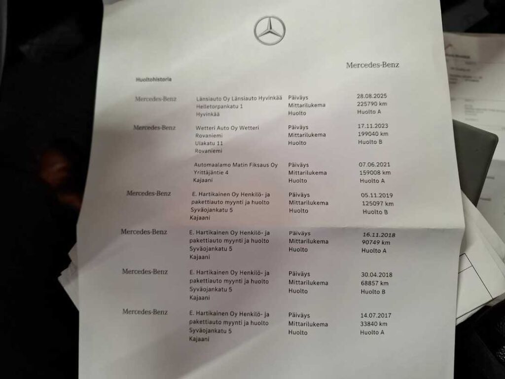 Mercedes-Benz Vito 2017 Ruskea (beige)