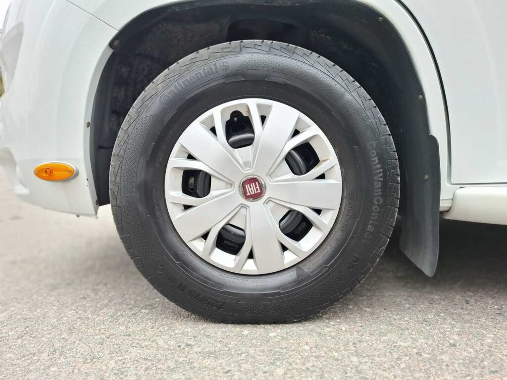 Dethleffs Globe4 T 7151-4 2016 Valkoinen