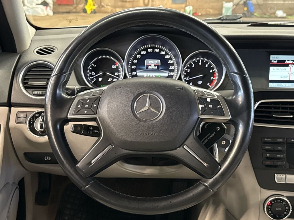 Mercedes-Benz C 2013 Harmaa