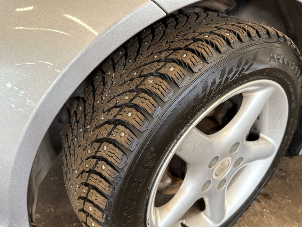 Mercedes-Benz C 2013 Harmaa