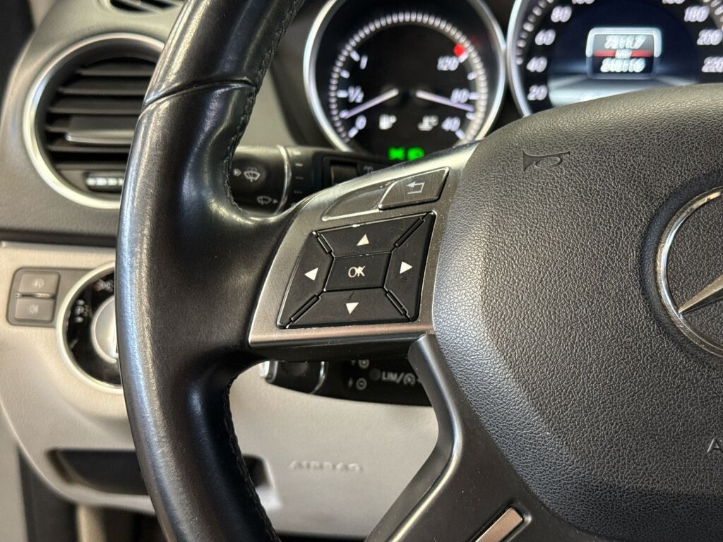 Mercedes-Benz C 2013 Harmaa