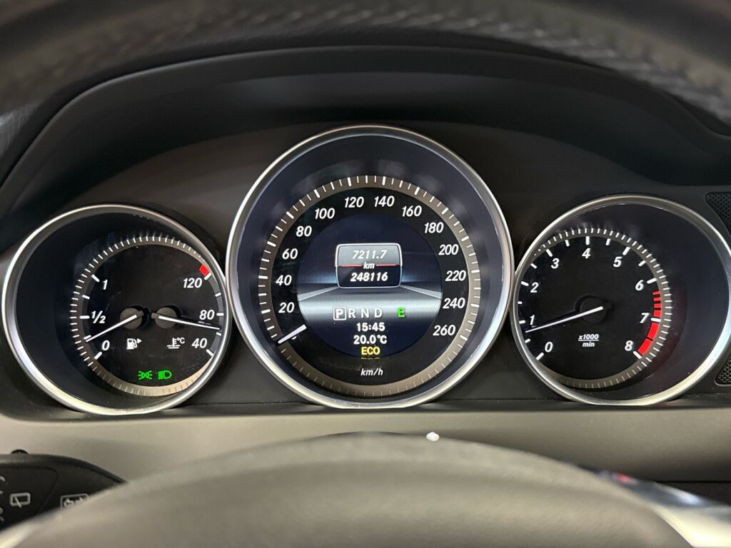 Mercedes-Benz C 2013 Harmaa