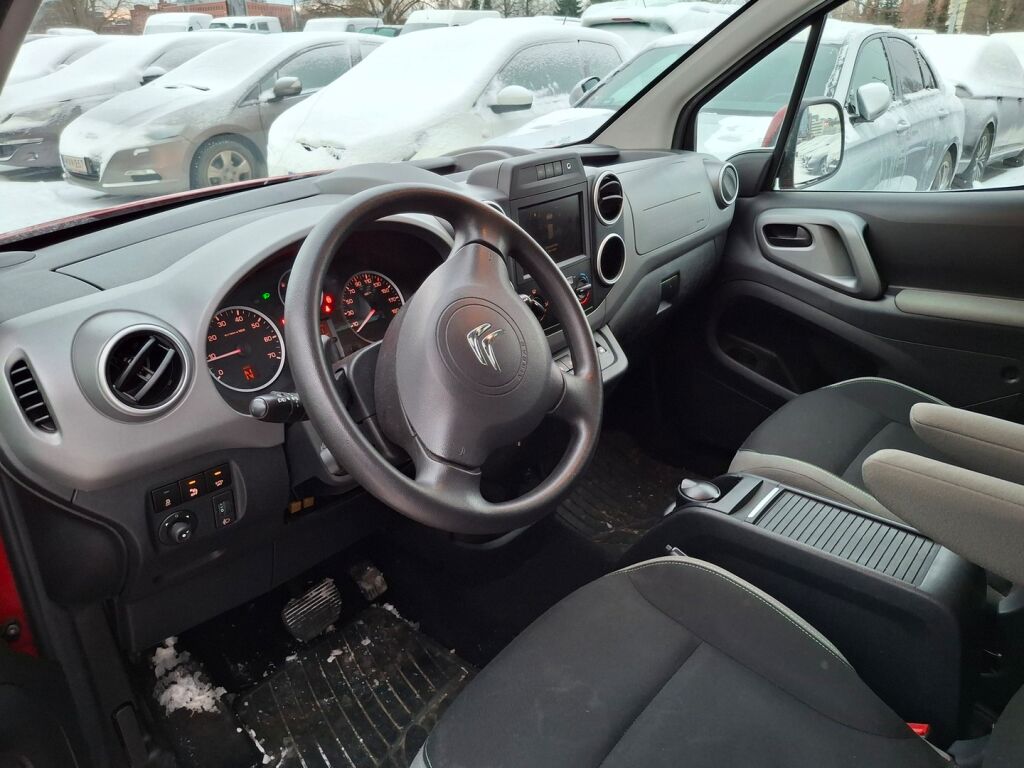 Citroen Berlingo Multispace 2016 Punainen