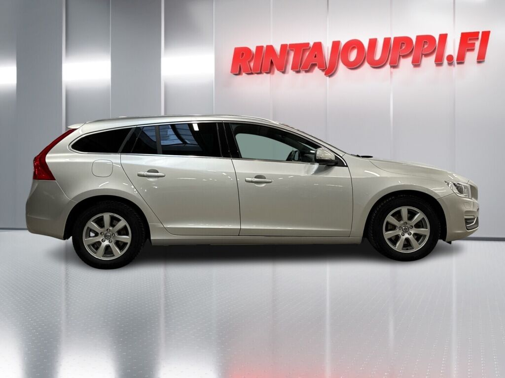 Volvo V60 2016 Harmaa