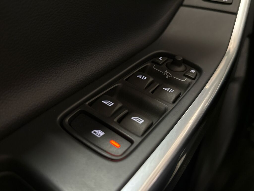 Volvo V60 2016 Harmaa