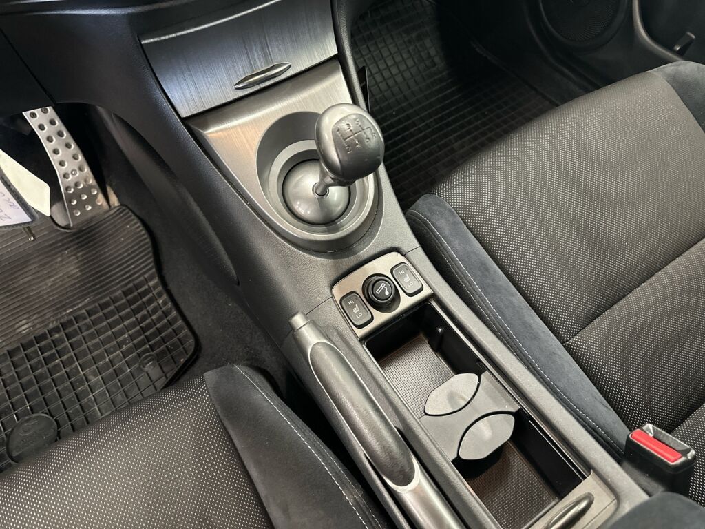 Honda Civic 2009 Punainen
