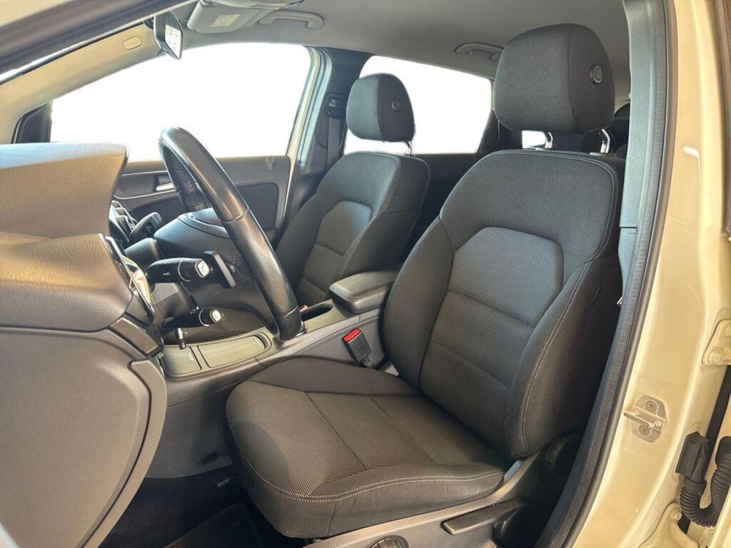 Mercedes-Benz B 2014 Valkoinen