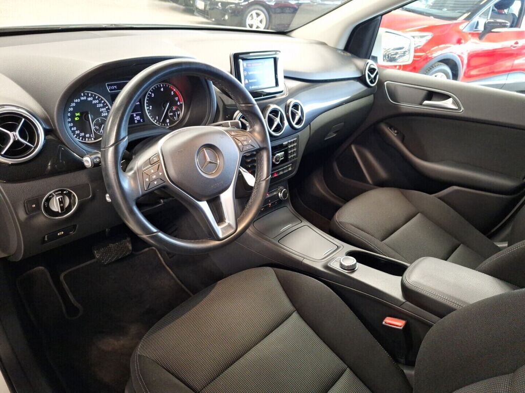 Mercedes-Benz B 2014 Valkoinen