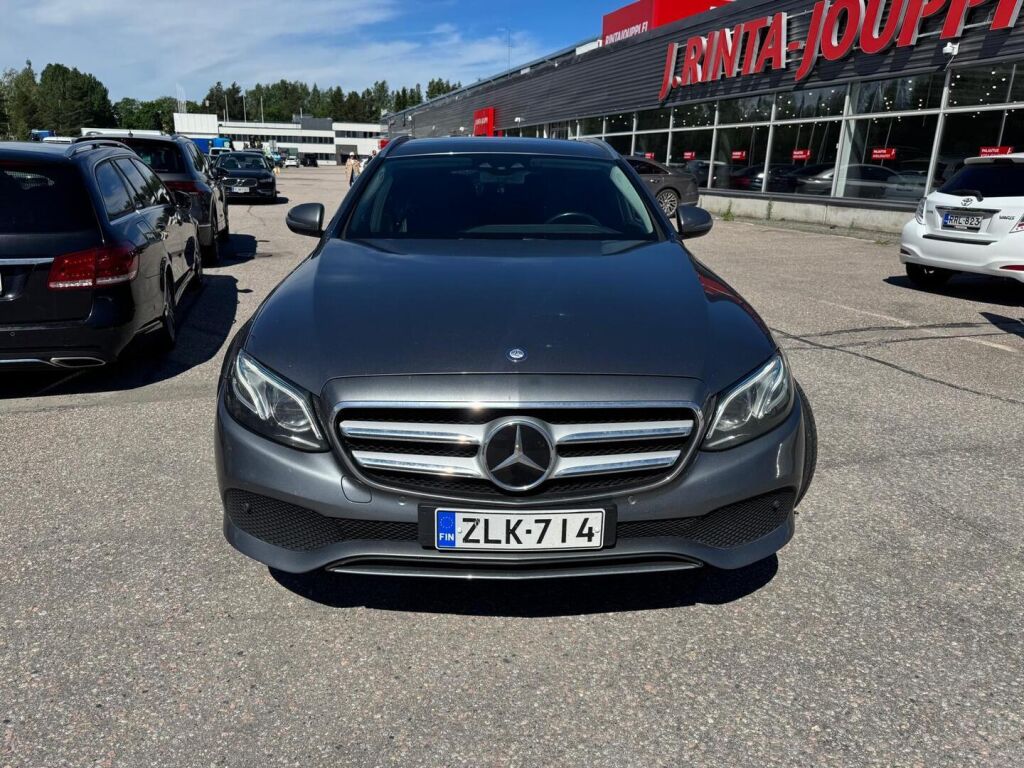 Mercedes-Benz E 2016 Harmaa