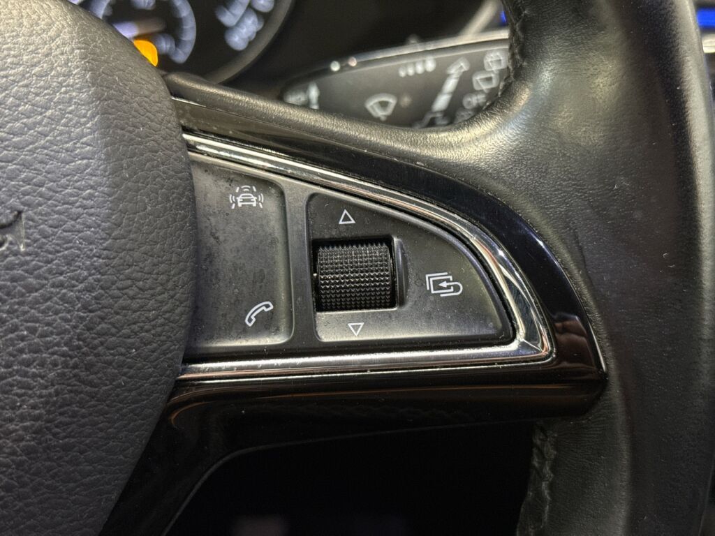 Skoda Superb 2016 Valkoinen