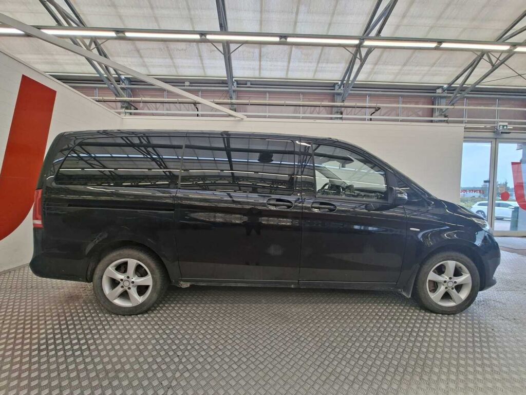 Mercedes-Benz A 2017 Musta