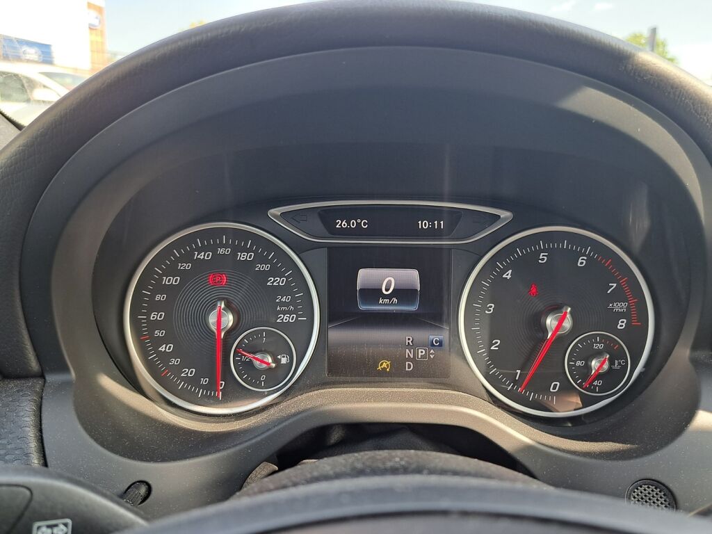 Mercedes-Benz A 2017 Harmaa