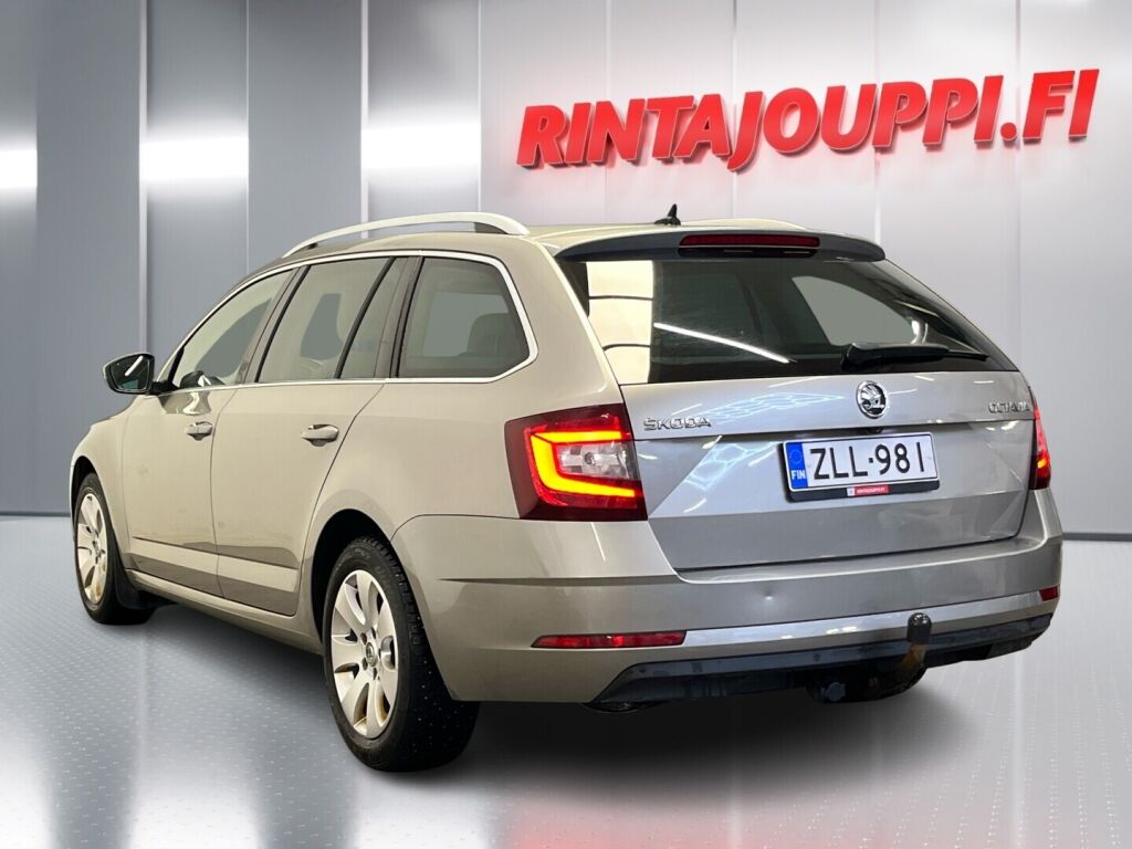 Skoda Octavia 2017 Ruskea (beige)