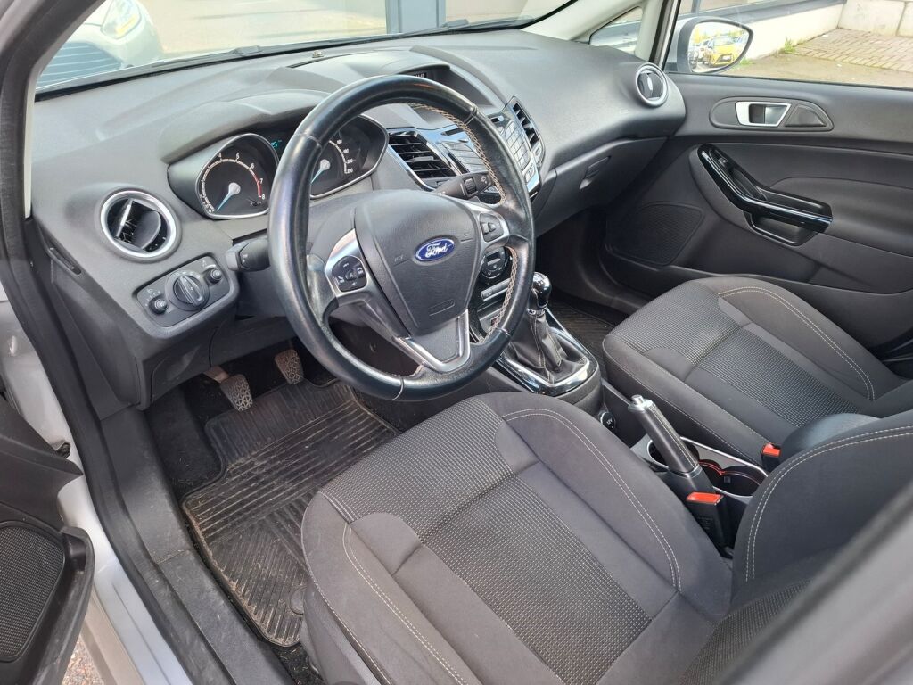 Ford Fiesta 2017 Harmaa