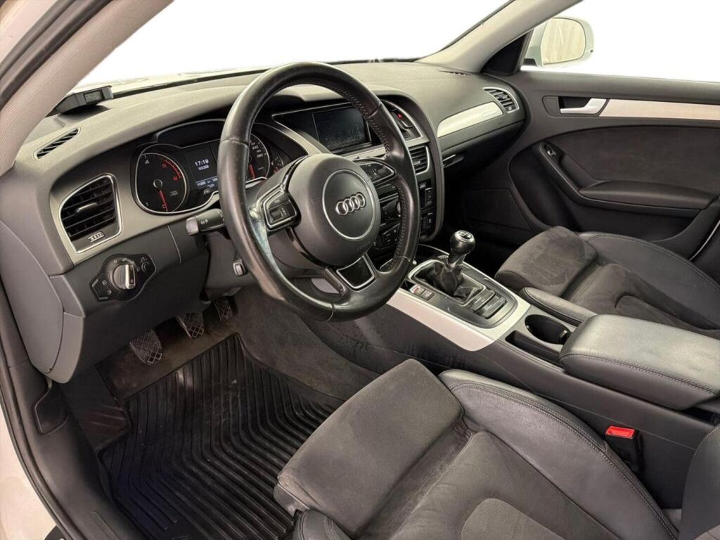 Audi A4 allroad quattro 2012 Valkoinen
