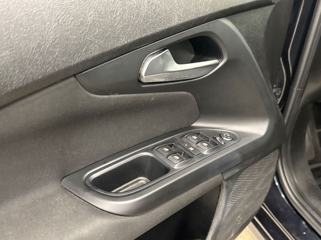 Fiat Tipo 2017 Musta