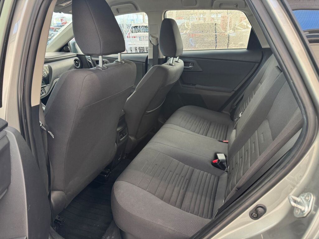 Toyota Auris 2017 Harmaa