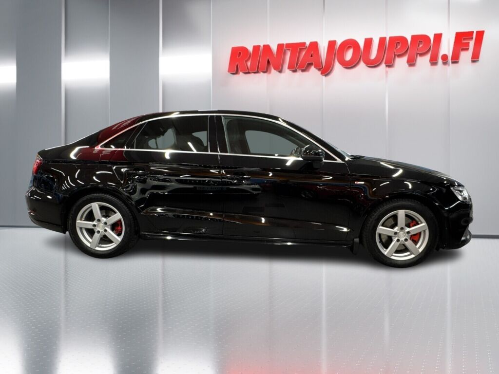 Audi A3 2017 Musta