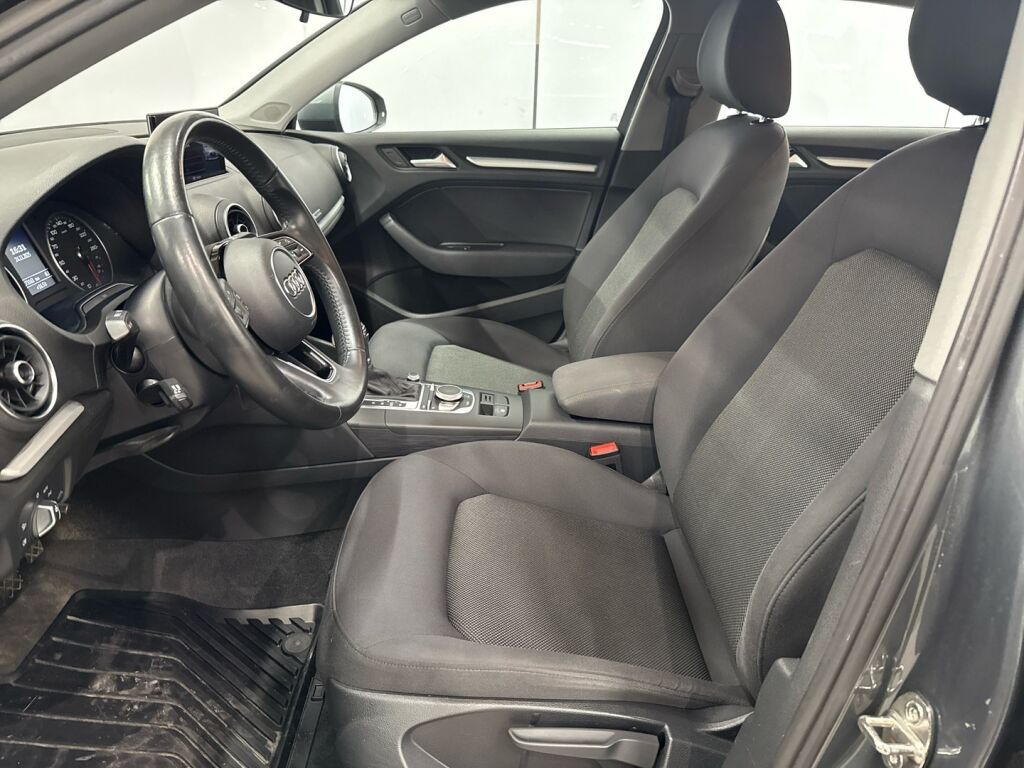 Audi A3 2017 Harmaa