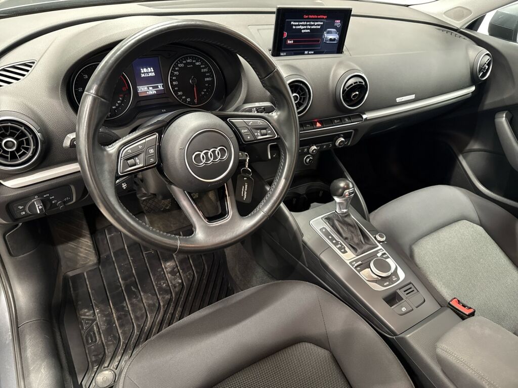 Audi A3 2017 Harmaa