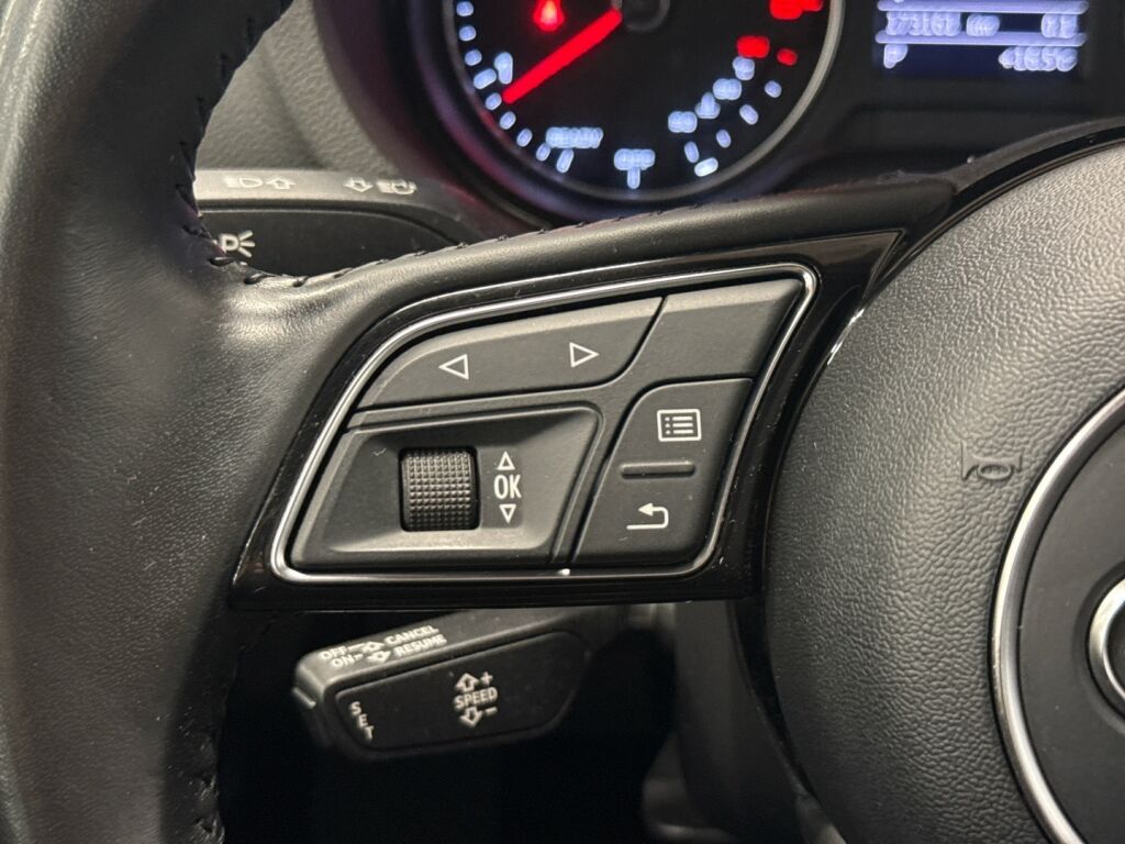 Audi A3 2017 Harmaa