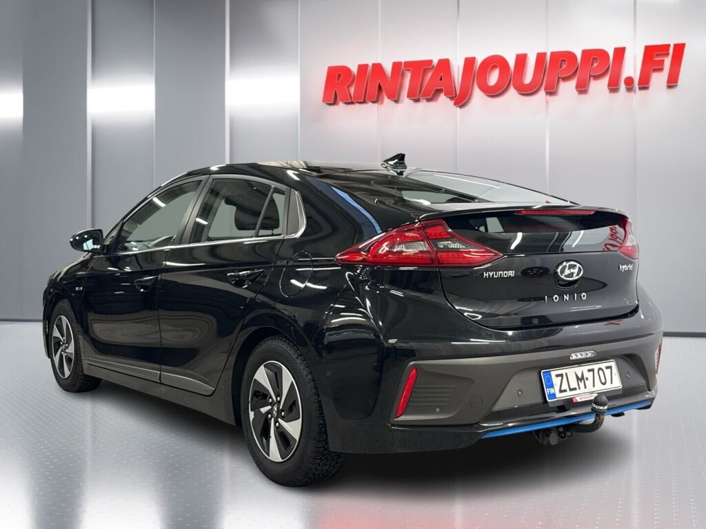 Hyundai IONIQ hybrid 2017 Musta