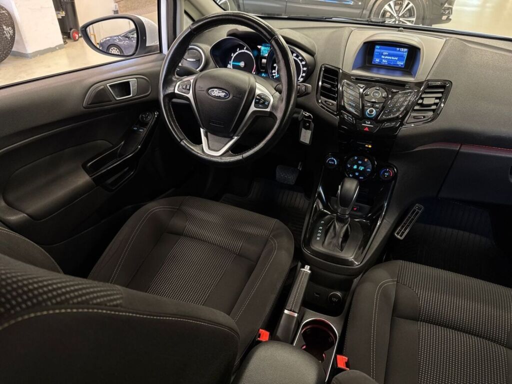 Ford Fiesta 2017 Valkoinen