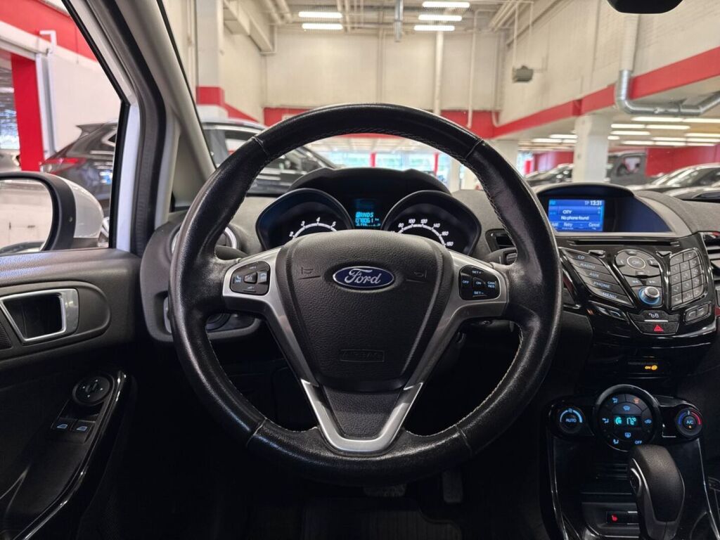 Ford Fiesta 2017 Valkoinen