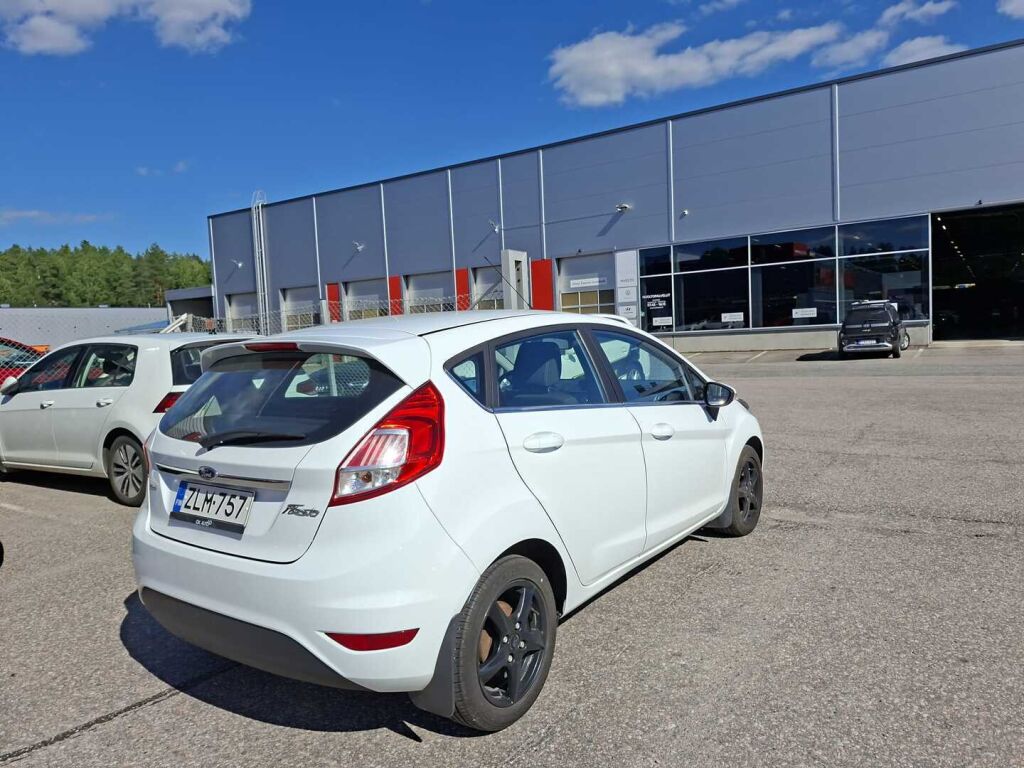 Ford Fiesta 2017 Valkoinen