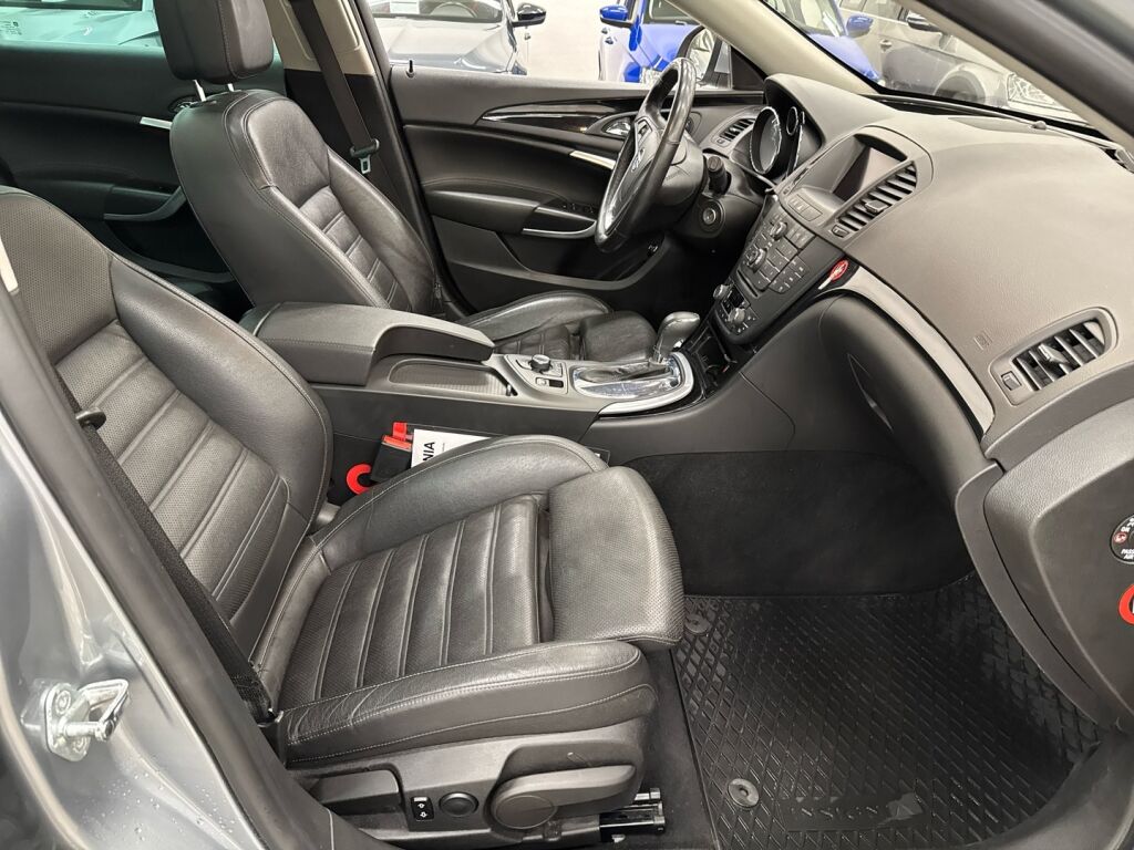 Opel Insignia 2013 Harmaa